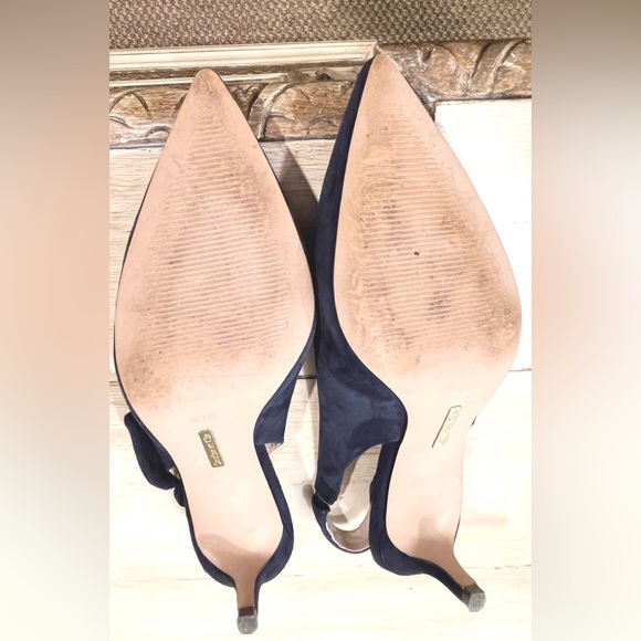 Louise et Cie Navy Suede Slingback 7M, EUC, 2” Heel, Pointy Toe, In Box - Picture 6 of 7